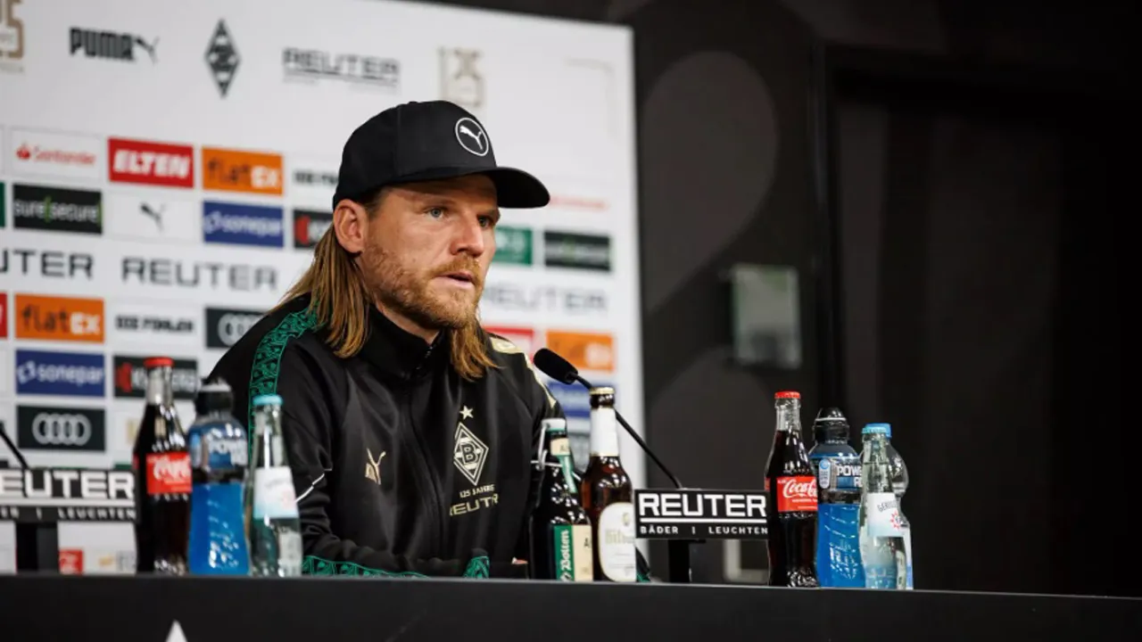 Pelatih Borussia Monchengladbach, Eugen Polanski.