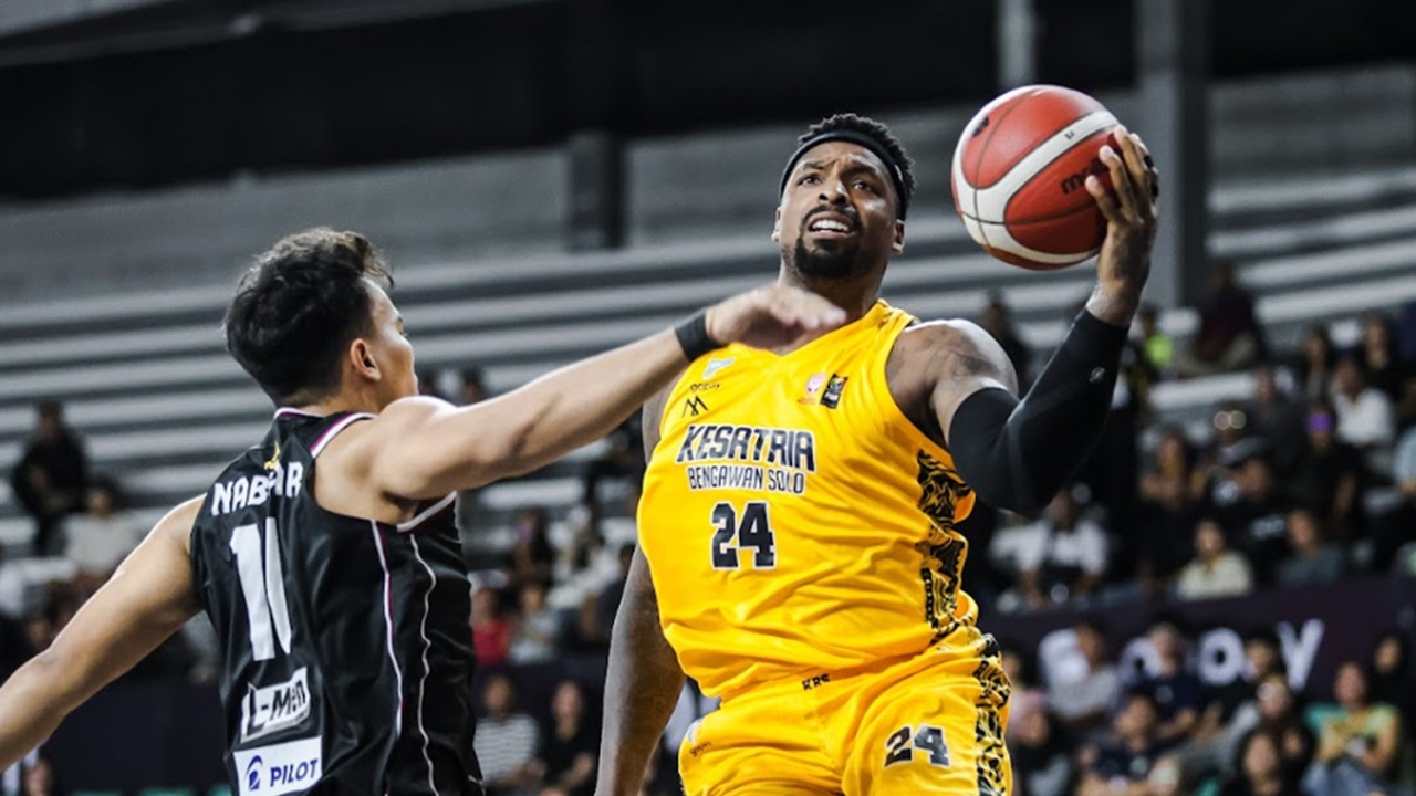 Kentrell Barkley Lega Kesatria Bengawan Solo Pecah Telor