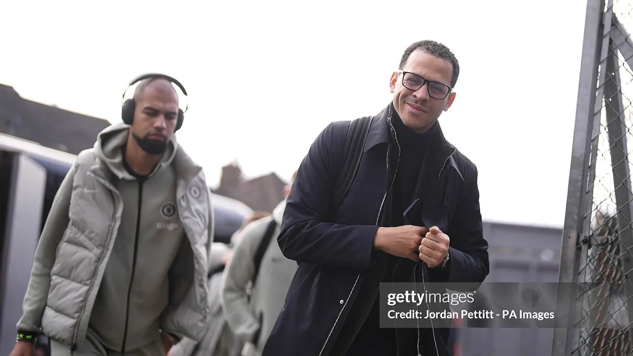 Pelatih kepala Chelsea, Liam Rosenior