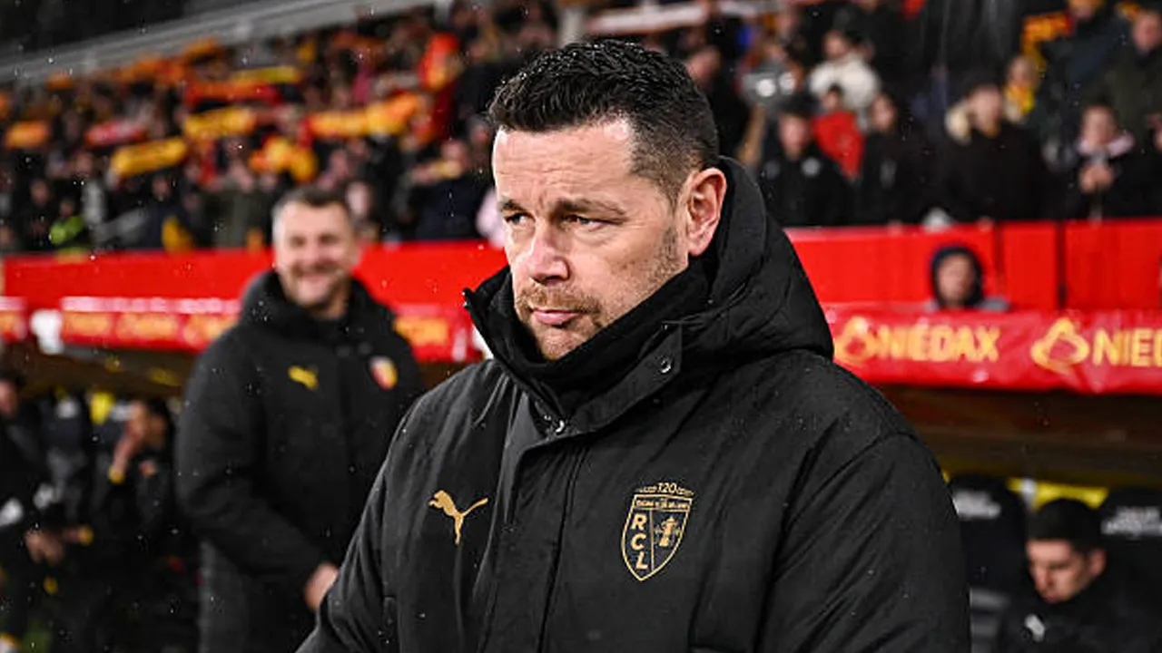 Menang Tipis, Pierre Sage Lega RC Lens Terus Beri Tekanan ke PSG