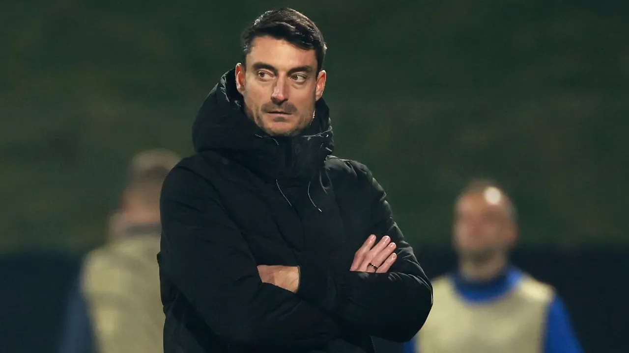 Pelatih baru Eintracht Frankfurt, Albert Riera.