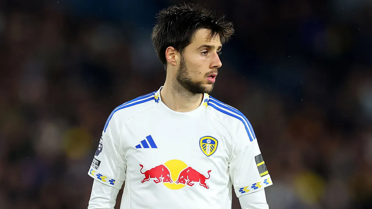 Gelandang Leeds United, Ilia Gruev.