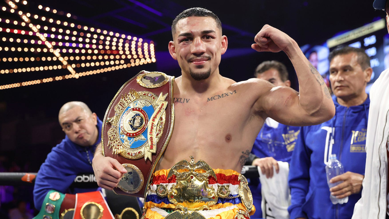 Teofimo Lopez Percaya Diri Hadapi Shakur Stevenson: “Dia Akan Tumbang”
