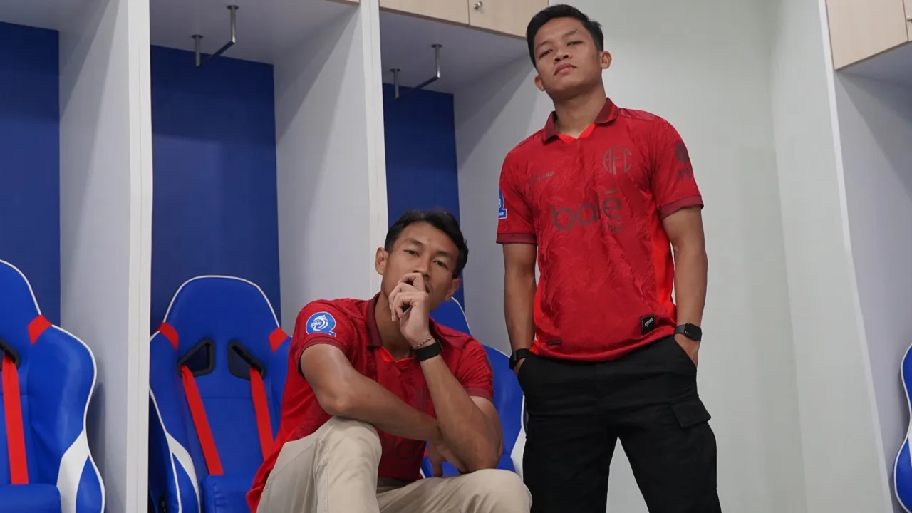 Ilham Rio Fahmi dan Hansamu Yama diperkenalkan sebagai pemain anyar Arema FC