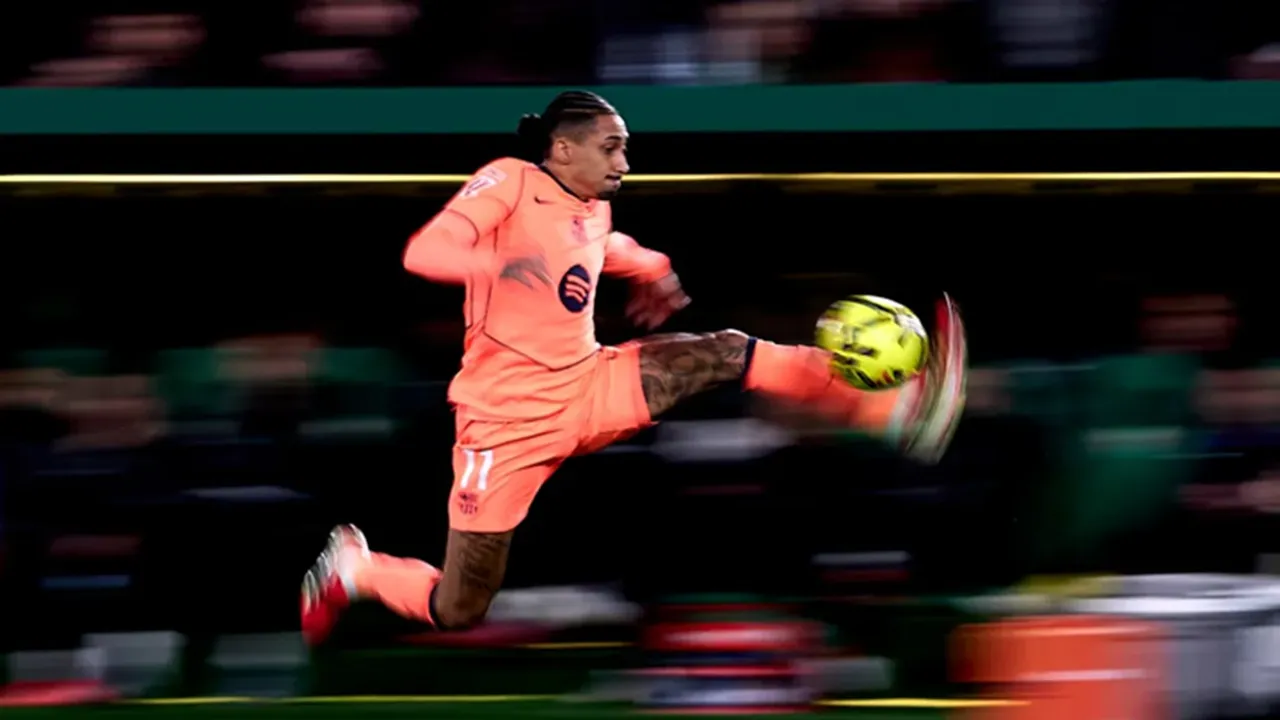 Barcelona Kehilangan Raphinha dan Kounde karena Cedera