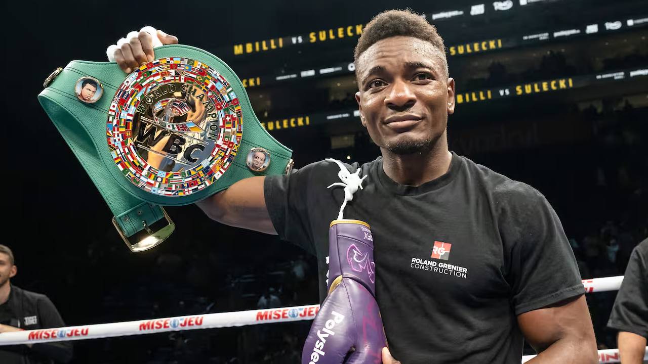 Christian Mbilli Bidik Nama-Nama Besar dalam Pertahanan Gelar Perdana WBC