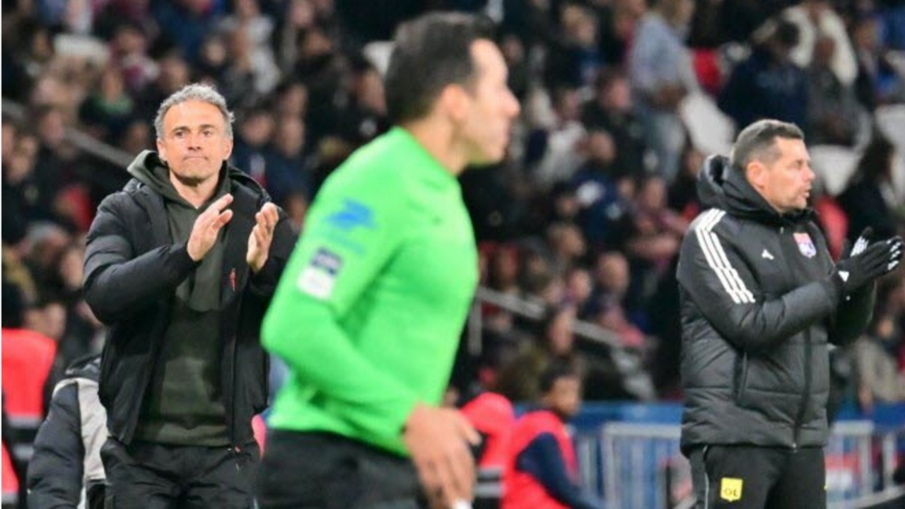 Luis Enrique Bicara Persaingan Gelar Antara PSG dan RC Lens