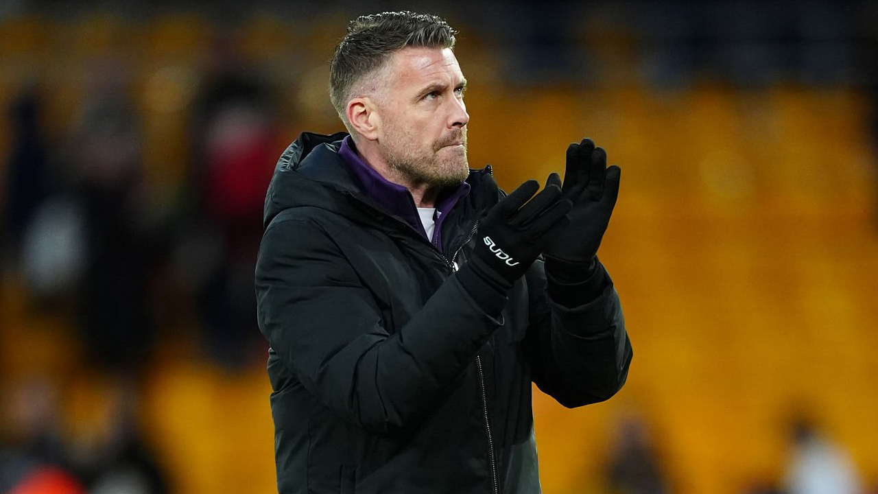 Meski Kalah dari Bournemouth, Rob Edwards Tetap Puji Semangat Juang Wolves