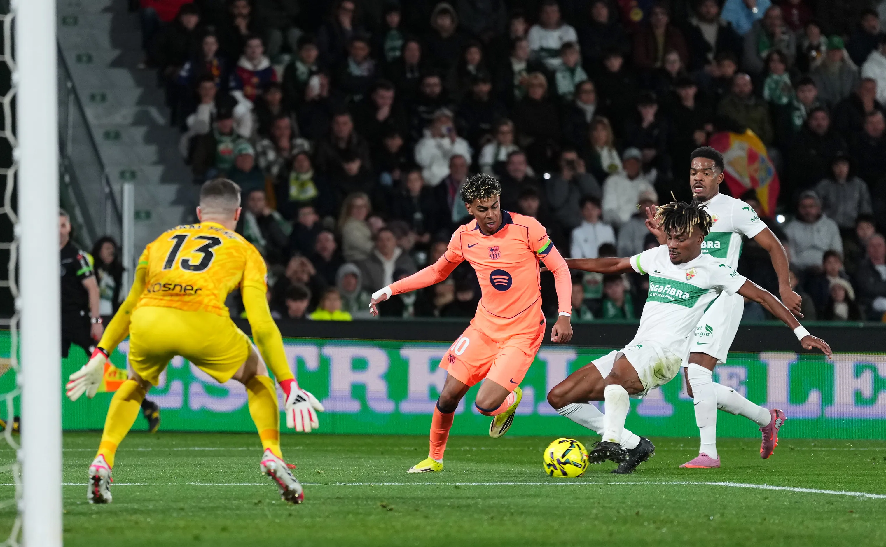 Penampilan Gemilang Lamine Yamal Bawa Kemenangan Barca - sumber: (footballespana)