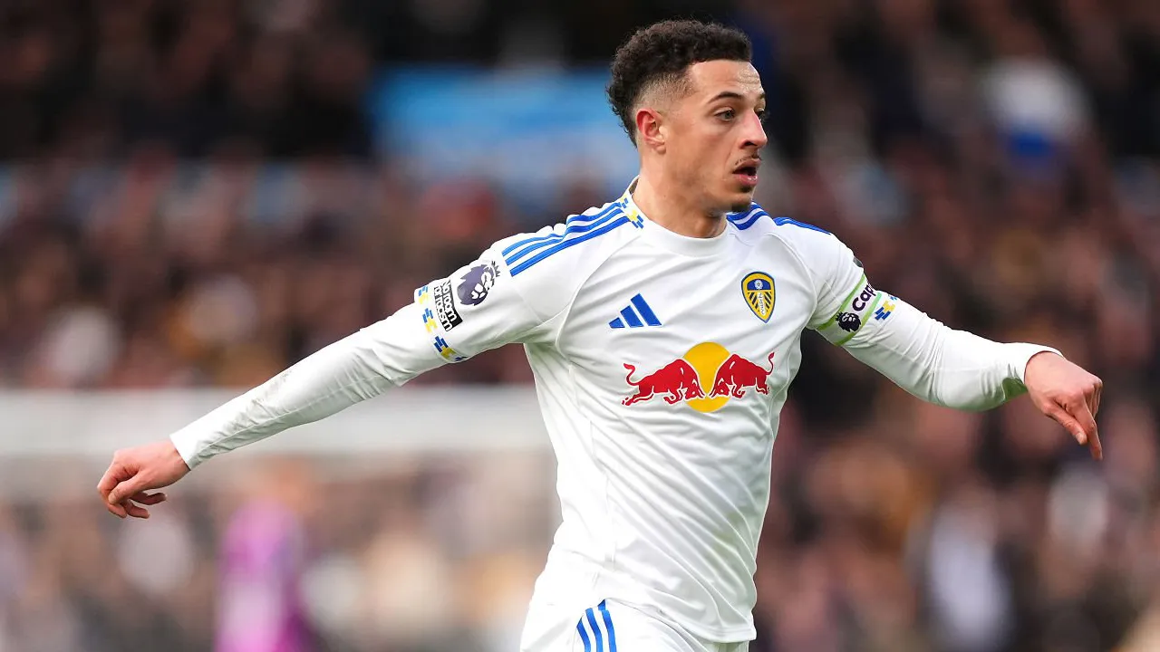 Kapten Leeds United, Ethan Ampadu.