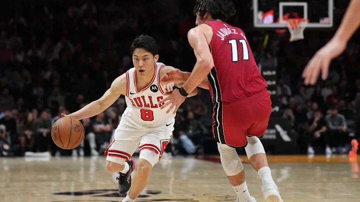 Yuki Kawamura Curi Perhatian dalam Debutnya Bersama Bulls