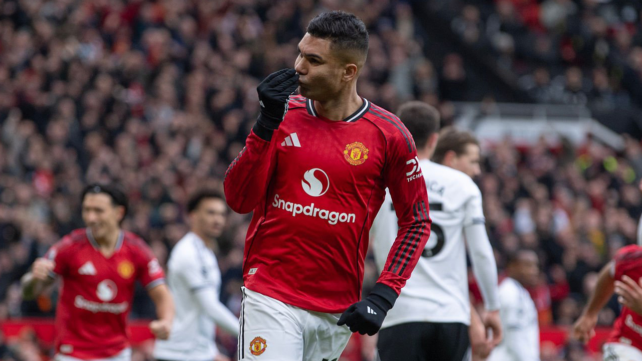 Casemiro Kembali Bersinar di Old Trafford, Carrick Tak Ragu Beri Pujian