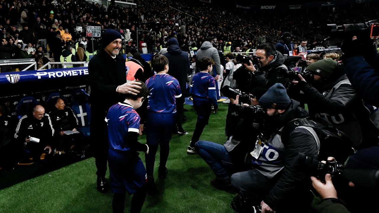 Luciano Spalletti Buka Suara soal Rumor Mauro Icardi dan Randal Kolo Muani