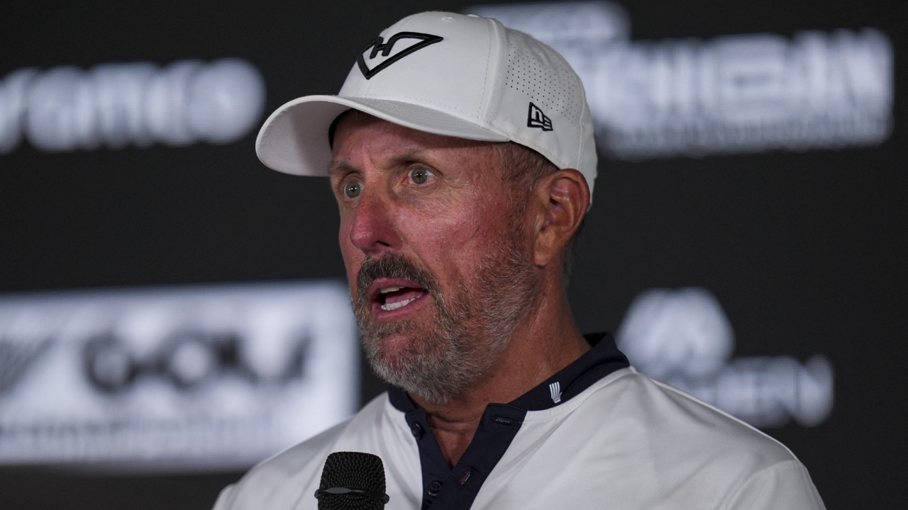 Phil Mickelson Absen di Awal Musim LIV Golf 2026 Karena Masalah Keluarga