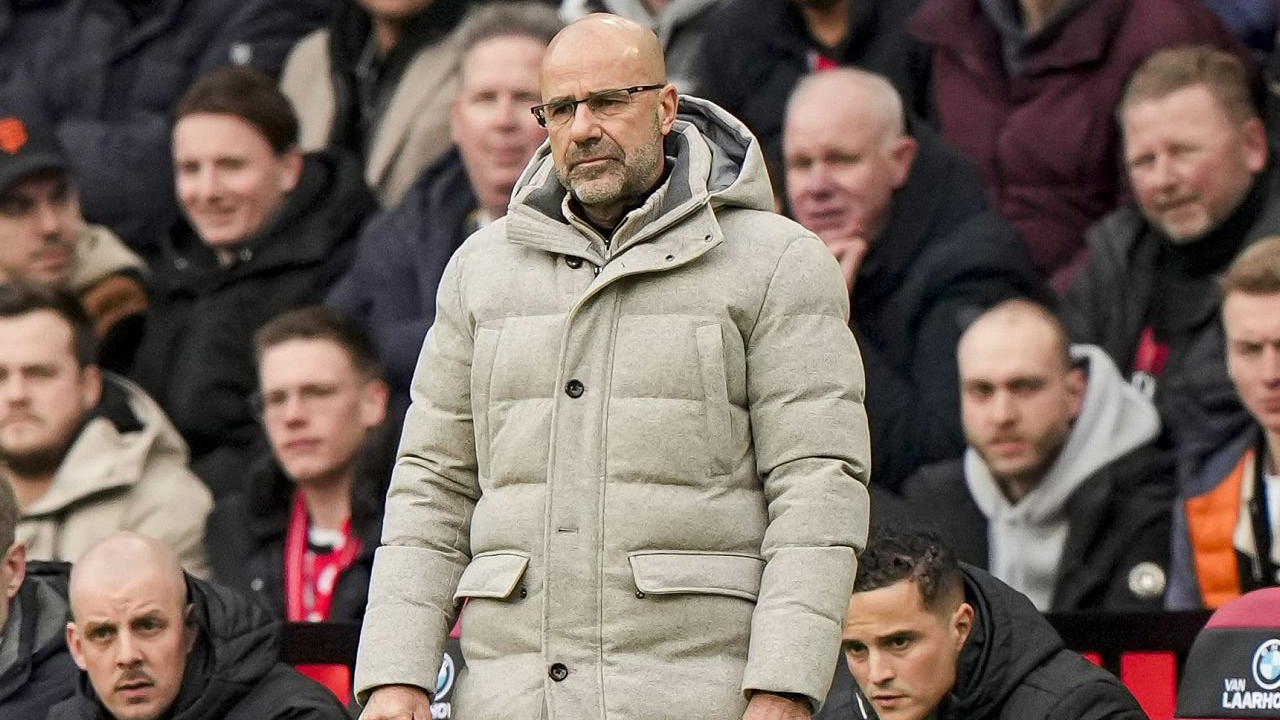 PSV Gasak Feyenoord 3-0, Peter Bosz Bangga dengan Penampilan Tim