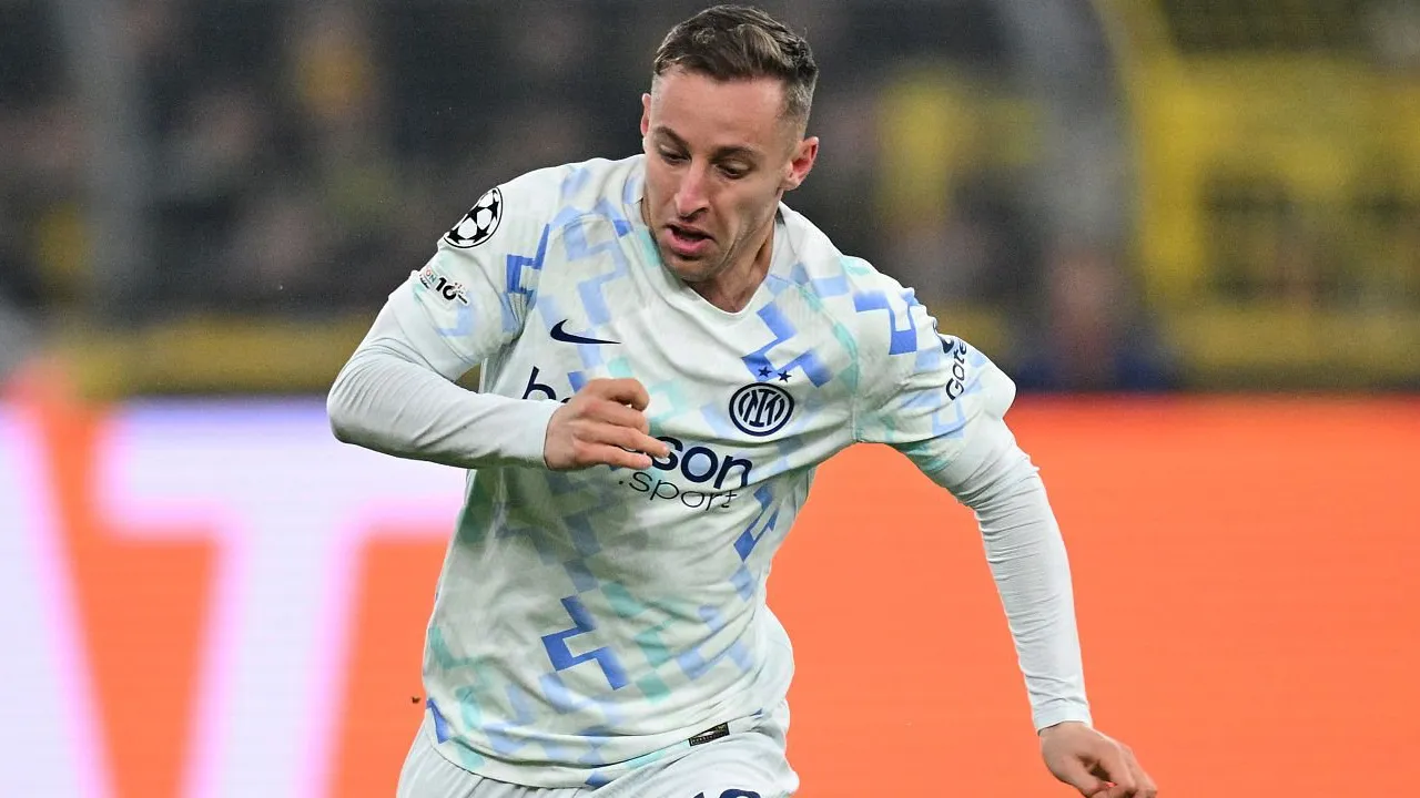 Davide Frattesi gagal tinggalkan Inter Milan.