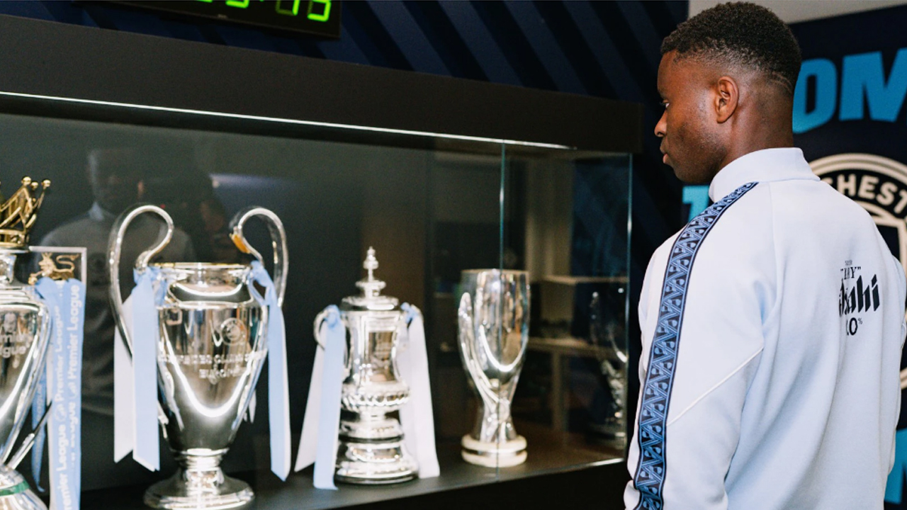 Aturan Ini Buat Marc Guehi Absen Perkuat Manchester City Lawan Newcastle