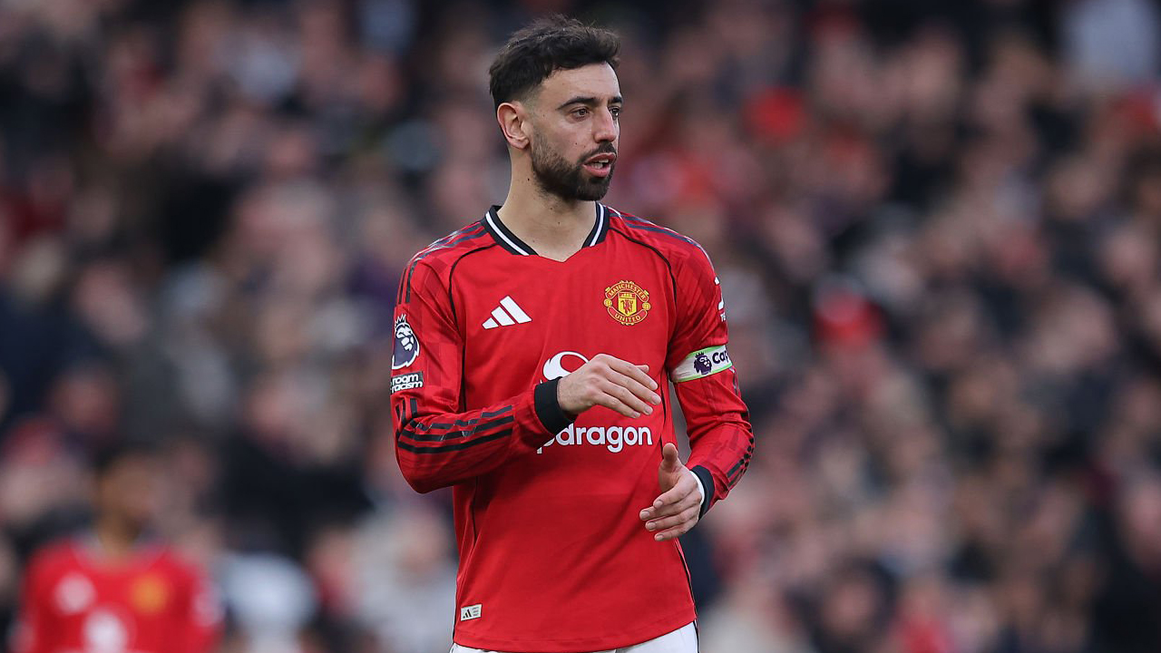 Bruno Fernandes Masuk Kandidat Pemain Terbaik Versi Gary Lineker