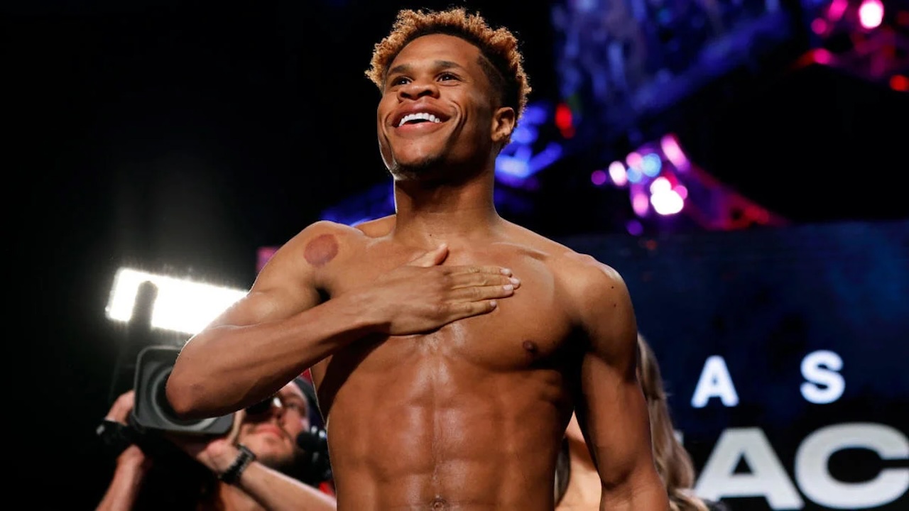 Devin Haney Siap Hadapi Tantangan Baru di Kelas Welter