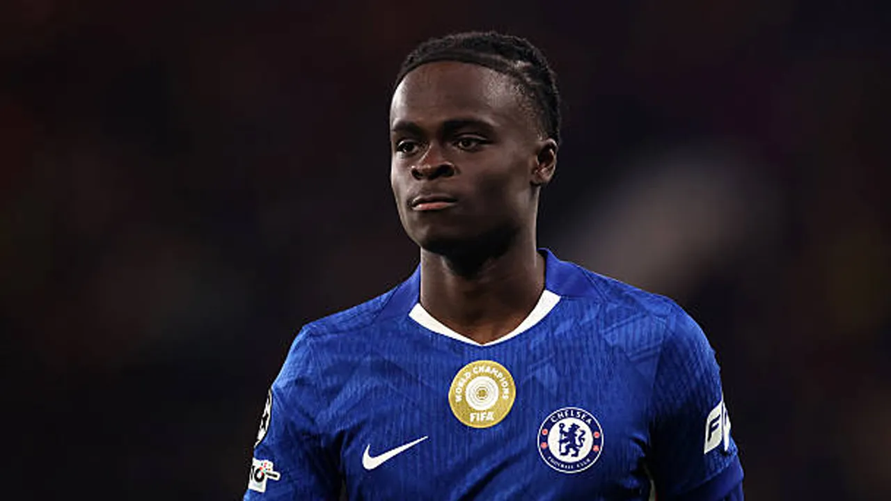 Dipinjamkan Chelsea ke Everton, Tyrique George Janjikan Dampak Instan