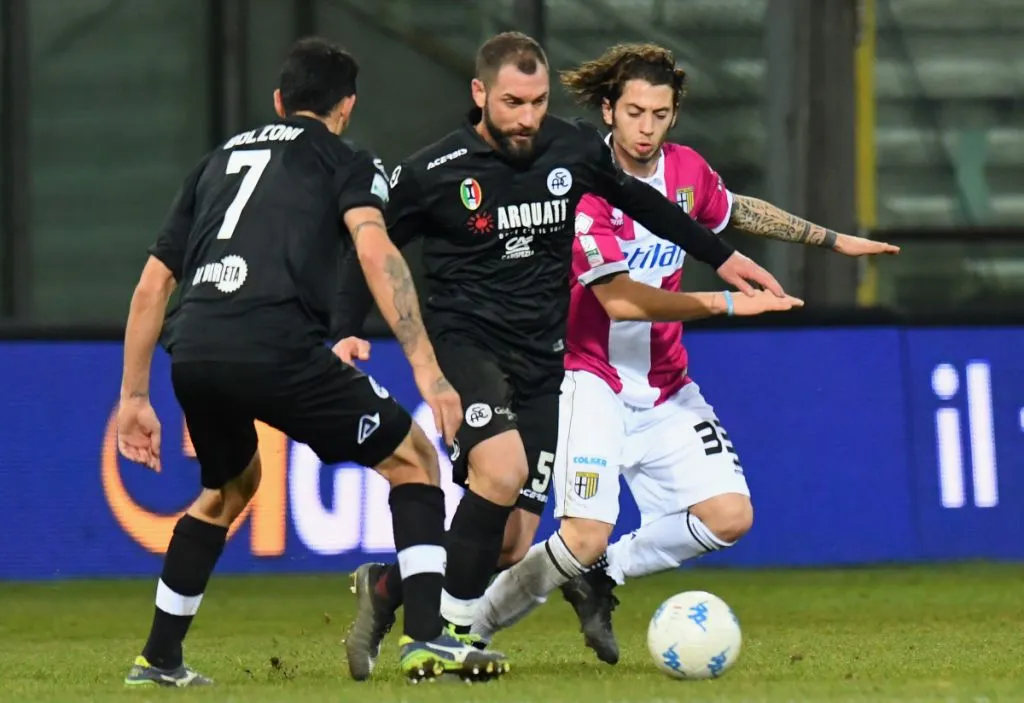 Kabar Duka: Sepak Bola Italia Berduka Atas Wafatnya Giani di Usia 39 Tahun - sumber: (footballitalia)