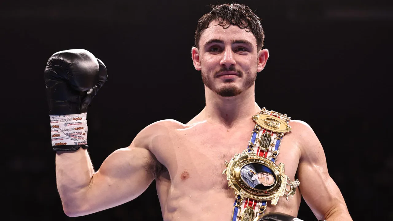 Dalam waktu hanya 11 pertarungan profesional, Louie O’Doherty berhasil mengoleksi seluruh gelar domestik utama di Inggris pada kelas ringan. (Foto: Fight TV)