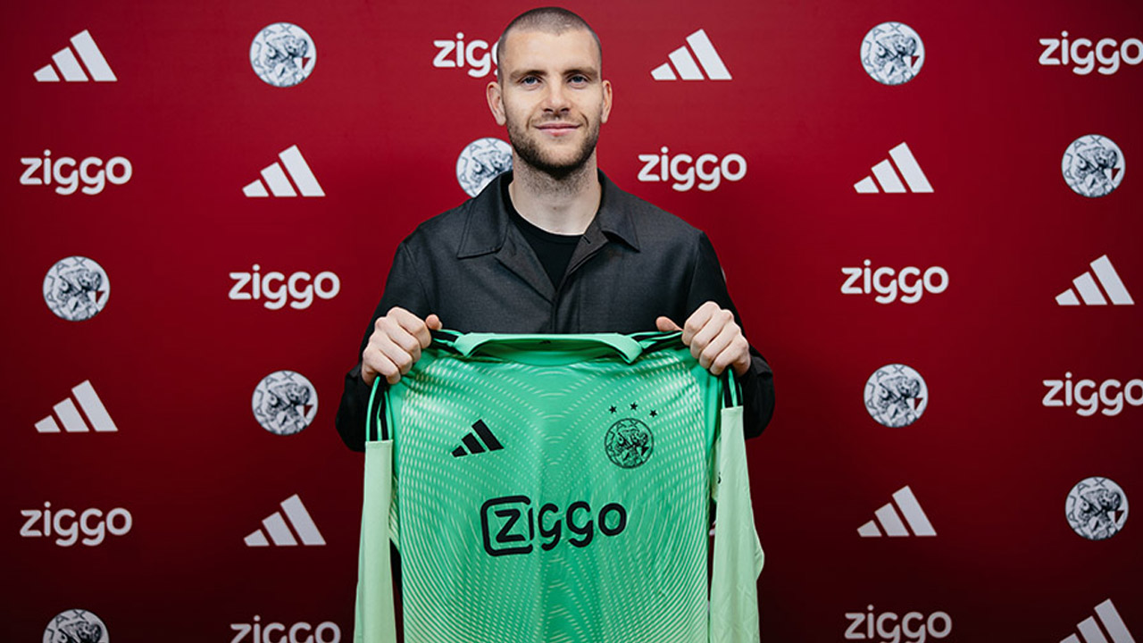 Maarten Paes Ungkap Alasan Tinggalkan FC Dallas dan Pilih Ajax