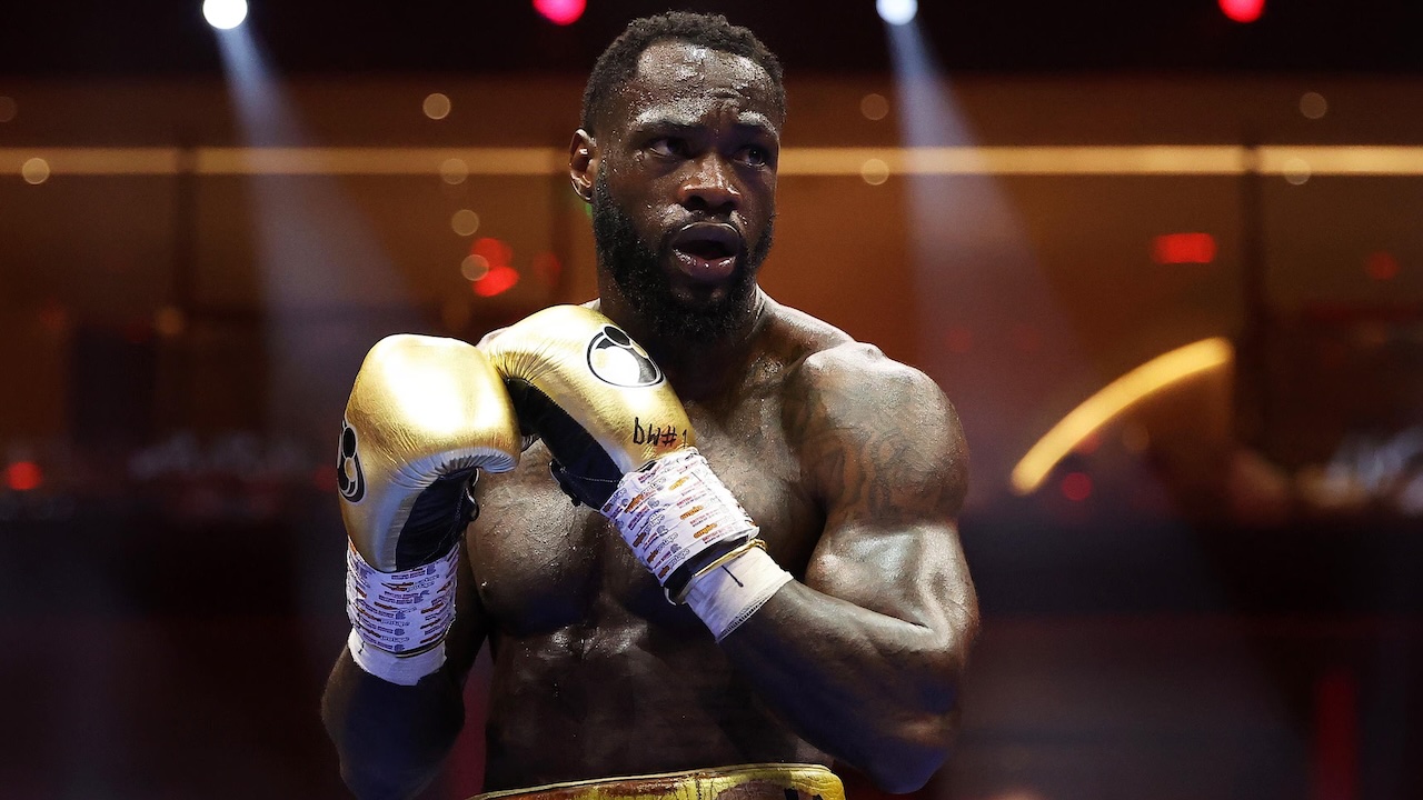 Negosiasi Mandek, Deontay Wilder Pilih Hadapi Derek Chisora