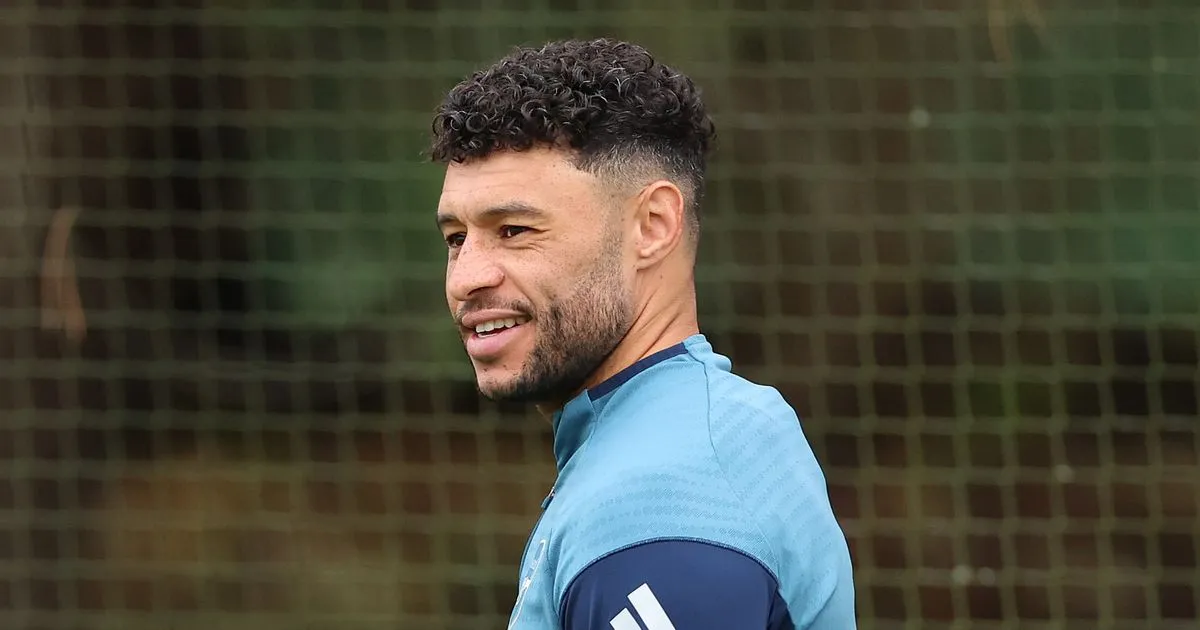 Oxlade-Chamberlain Kirim Pesan Jelas Transfer ke Arteta - sumber: (footballlondon)