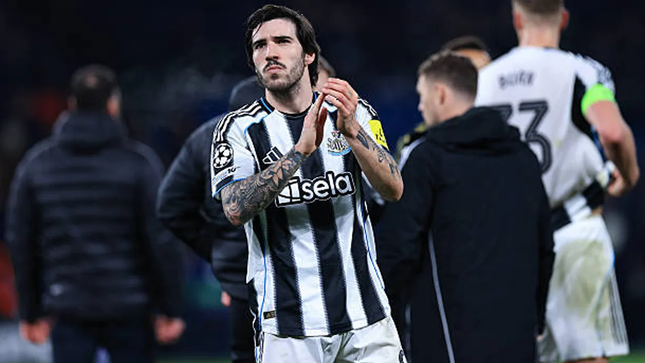 Eddie Howe Tegaskan Sandro Tonali Komit Penuh untuk Newcastle United