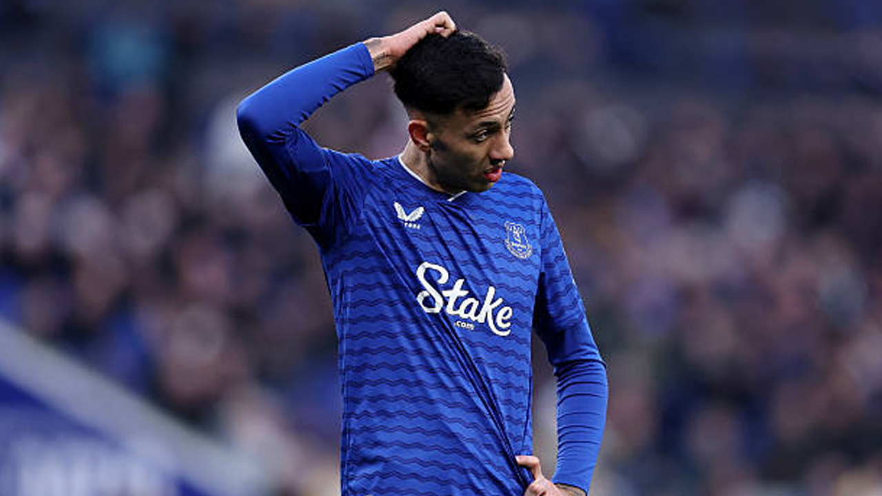 Ganggu Kesehatan Mental, Keluarga Dwight McNeil Kritik Keras Crystal Palace