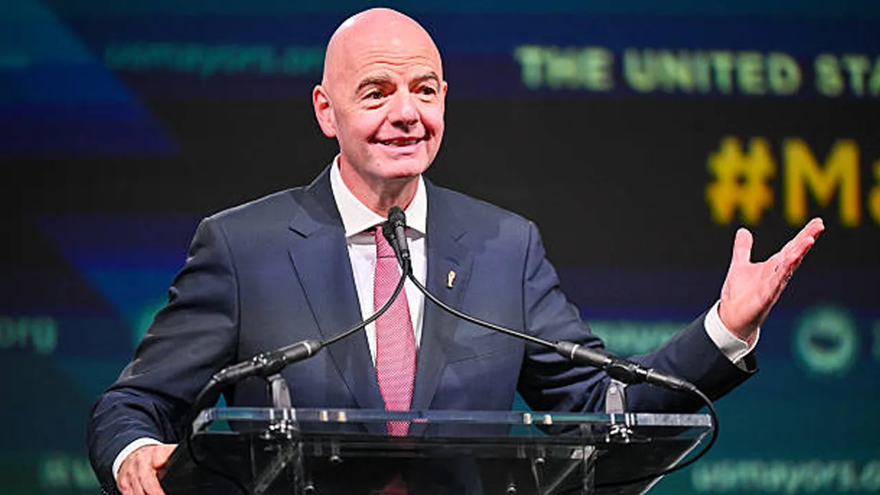Gianni Infantino Dukung Kembalinya Rusia ke Turnamen Internasional