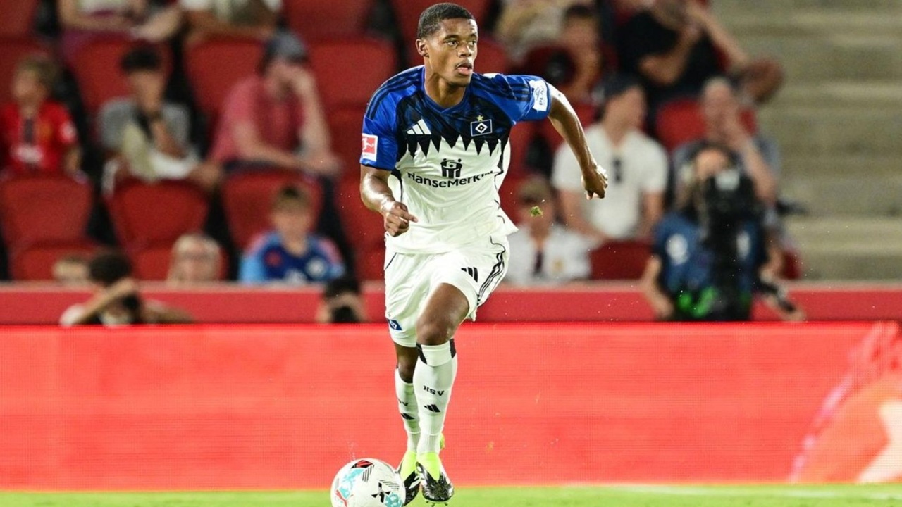 Hamburg SV Resmi Permanenkan Status Warmed Omari dari Stade Rennais