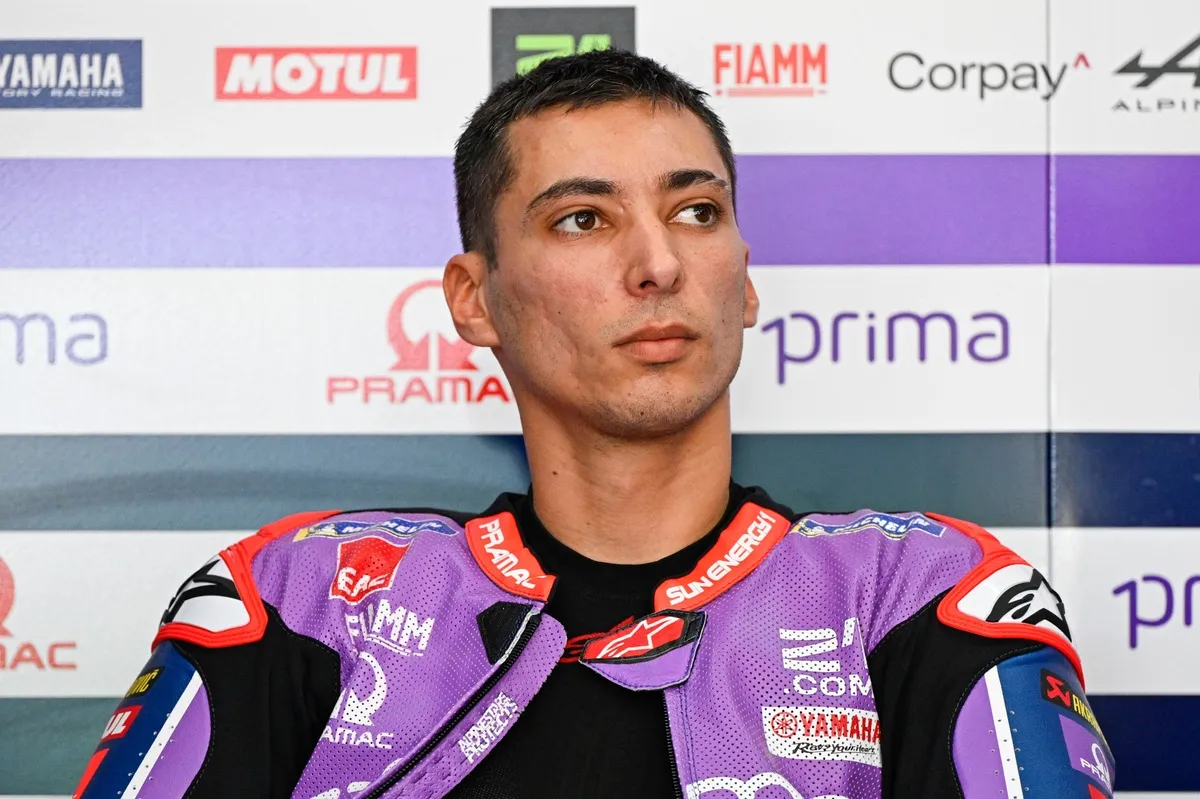 Razgatlioglu: Adaptasi Gaya Berkendara Sangat Menantang - sumber: (motorsport)