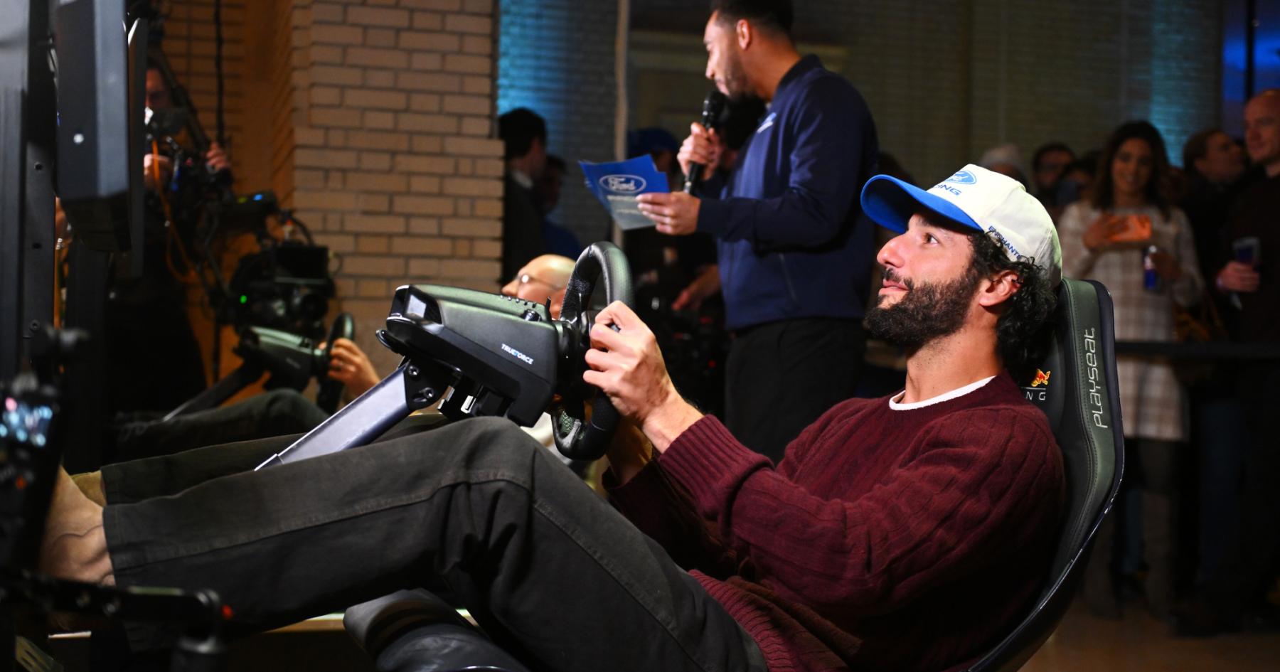 Reaksi Daniel Ricciardo pada Nomor Balap Baru Verstappen