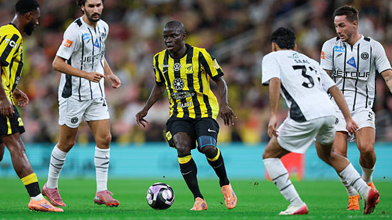 Setelah Berbagai Kontroversi, N'Golo Kante Akhirnya Resmi Gabung Fenerbahce