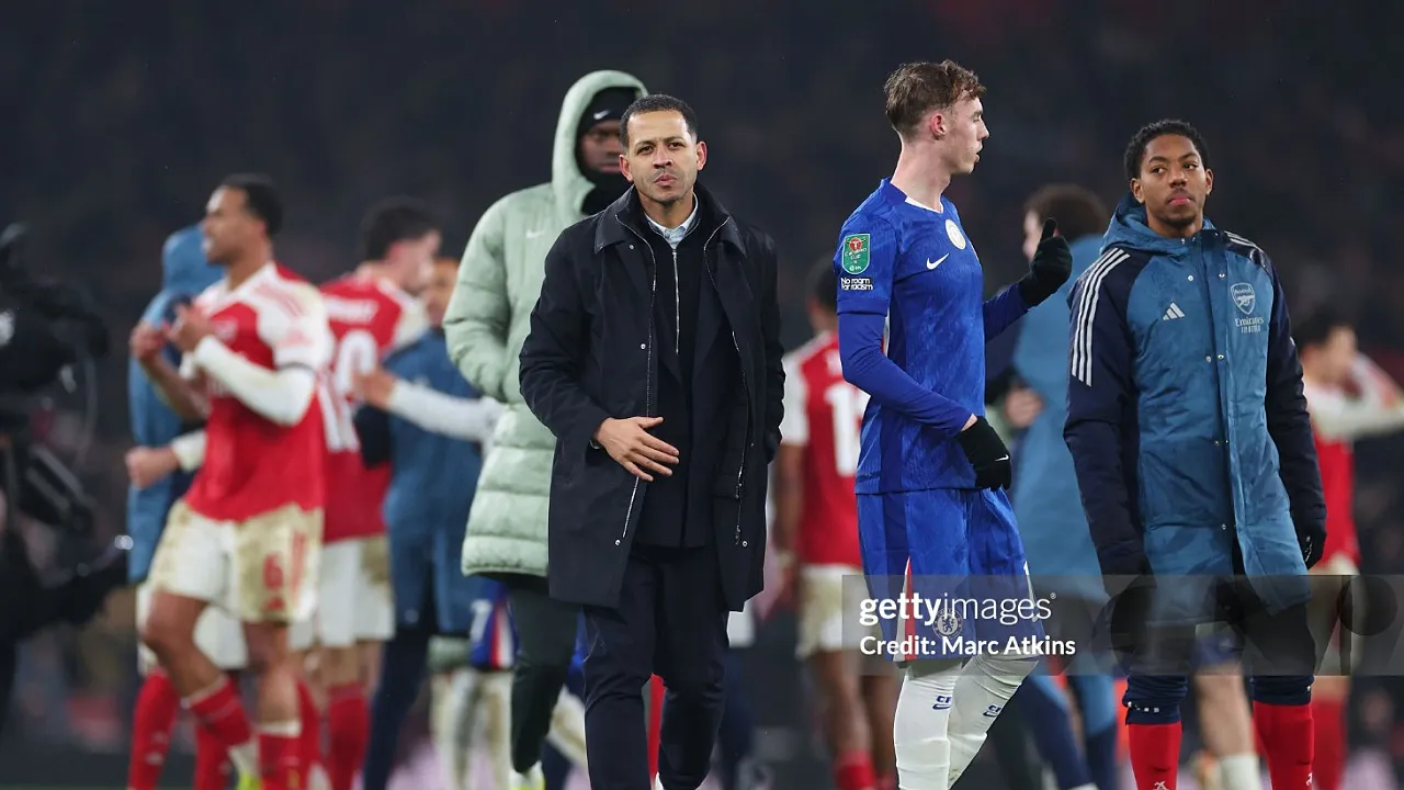 Pelatih kepala Chelsea, Liam Rosenior