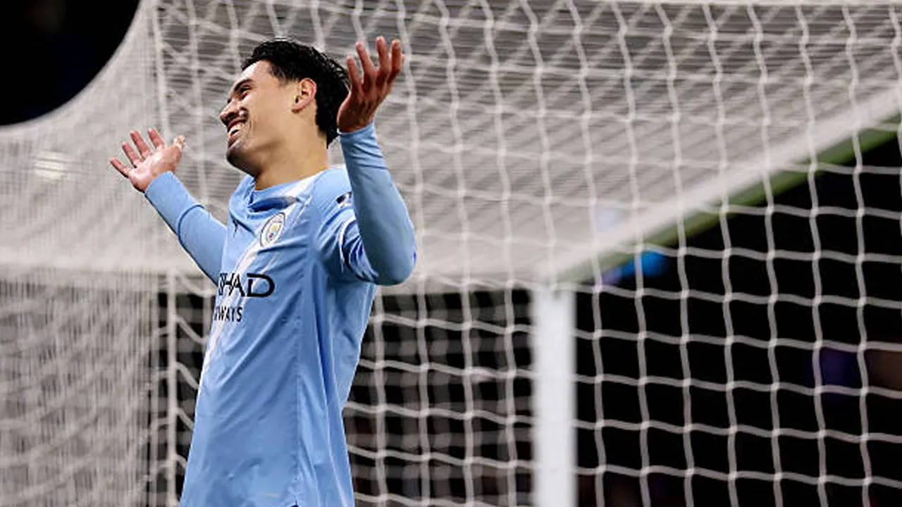 Tijjani Reijnders Pede Manchester City Masih Bisa Raih Empat Gelar