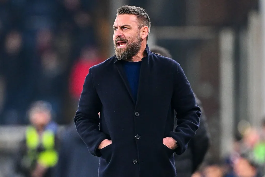 De Rossi Puji Kualitas Manajerial Conte Jelang Bentrok Genoa vs Napoli - sumber: (footballitalia)