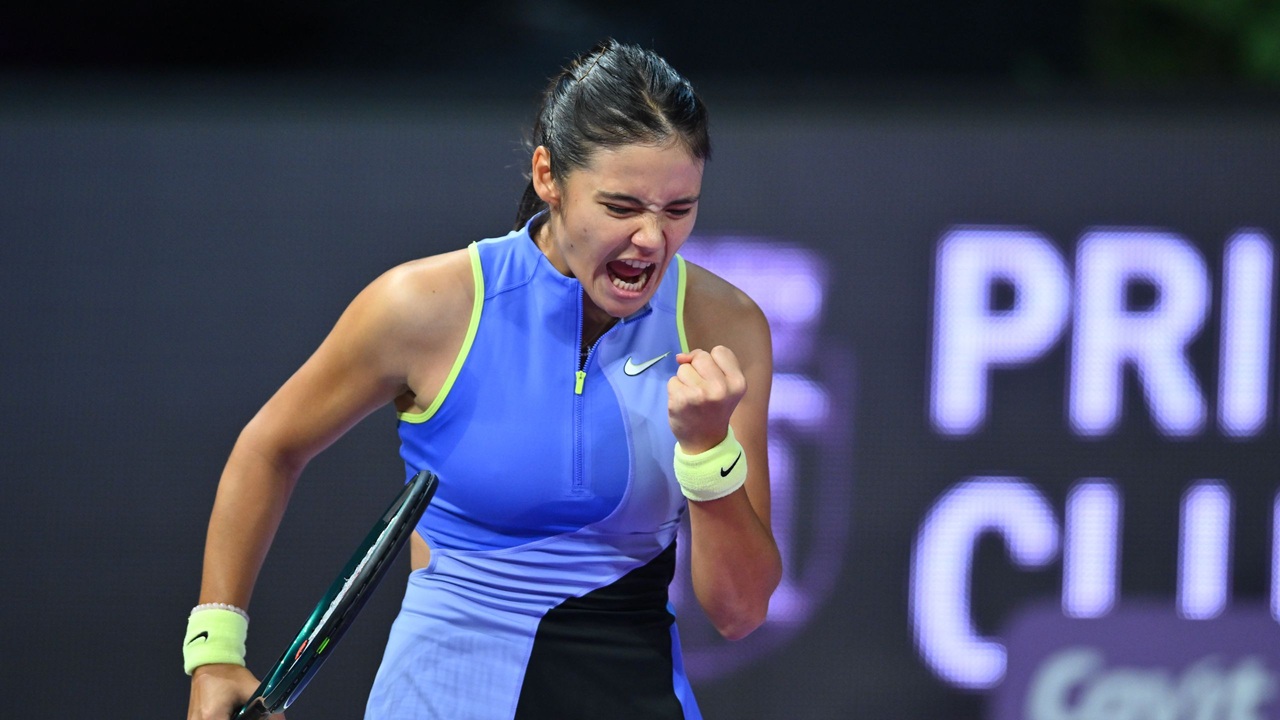 Emma Raducanu Tancap Gas Menuju Semifinal Di Cluj-Napoca