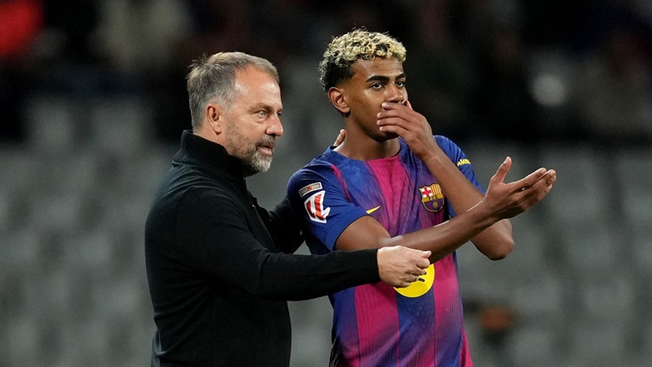 Hansi Flick Bicara Mengenai Perkembangan Lamine Yamal