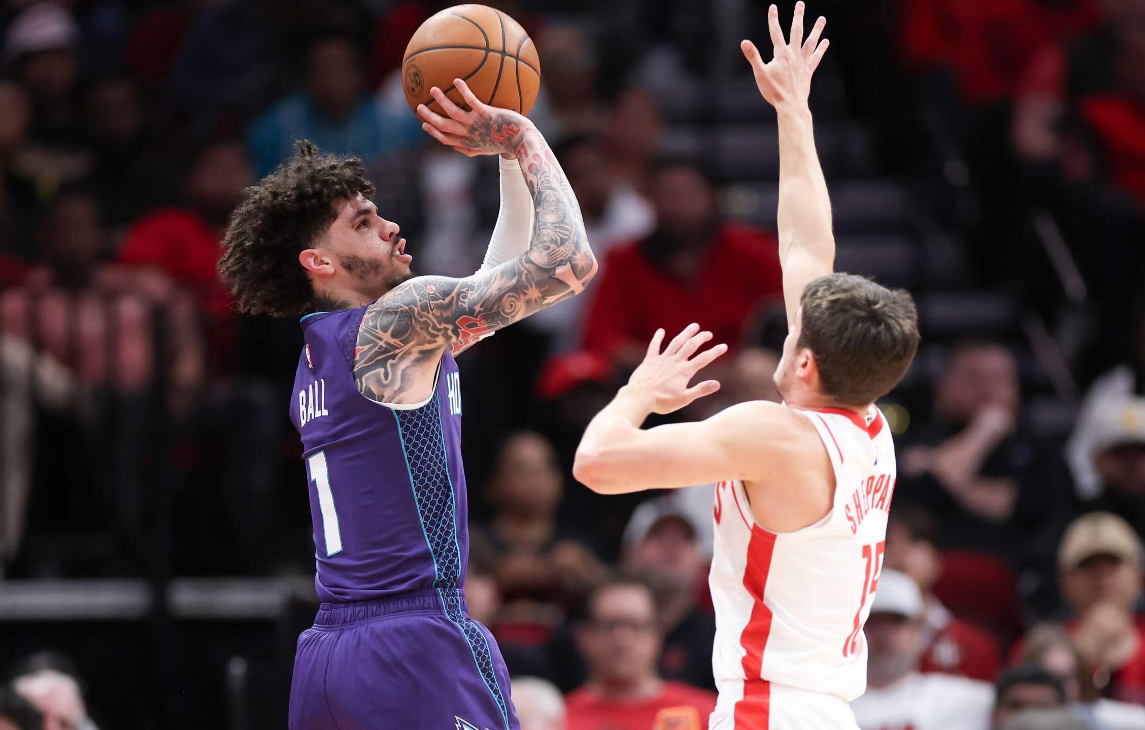 Hornets Raih Kemenangan Beruntun Terpanjang Sejak 1999