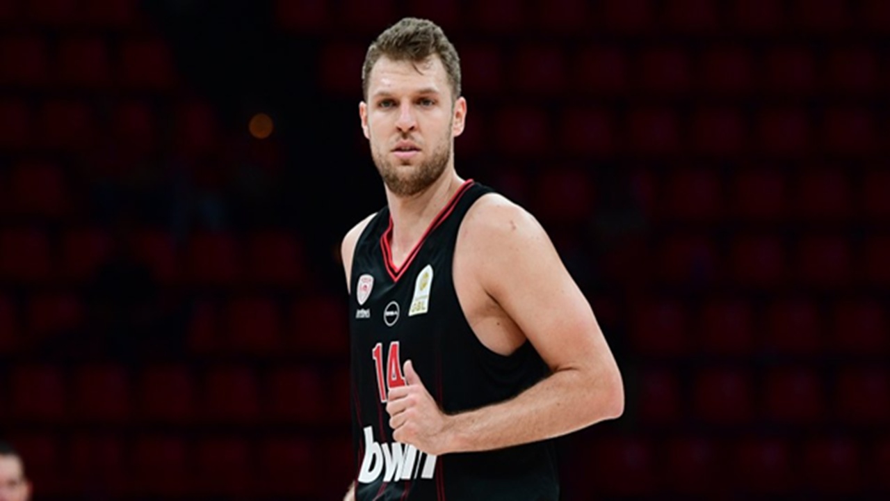 Sasha Vezenkov Buka Suara Usai Meraih MVP EuroLeague Basket Bulan Januari