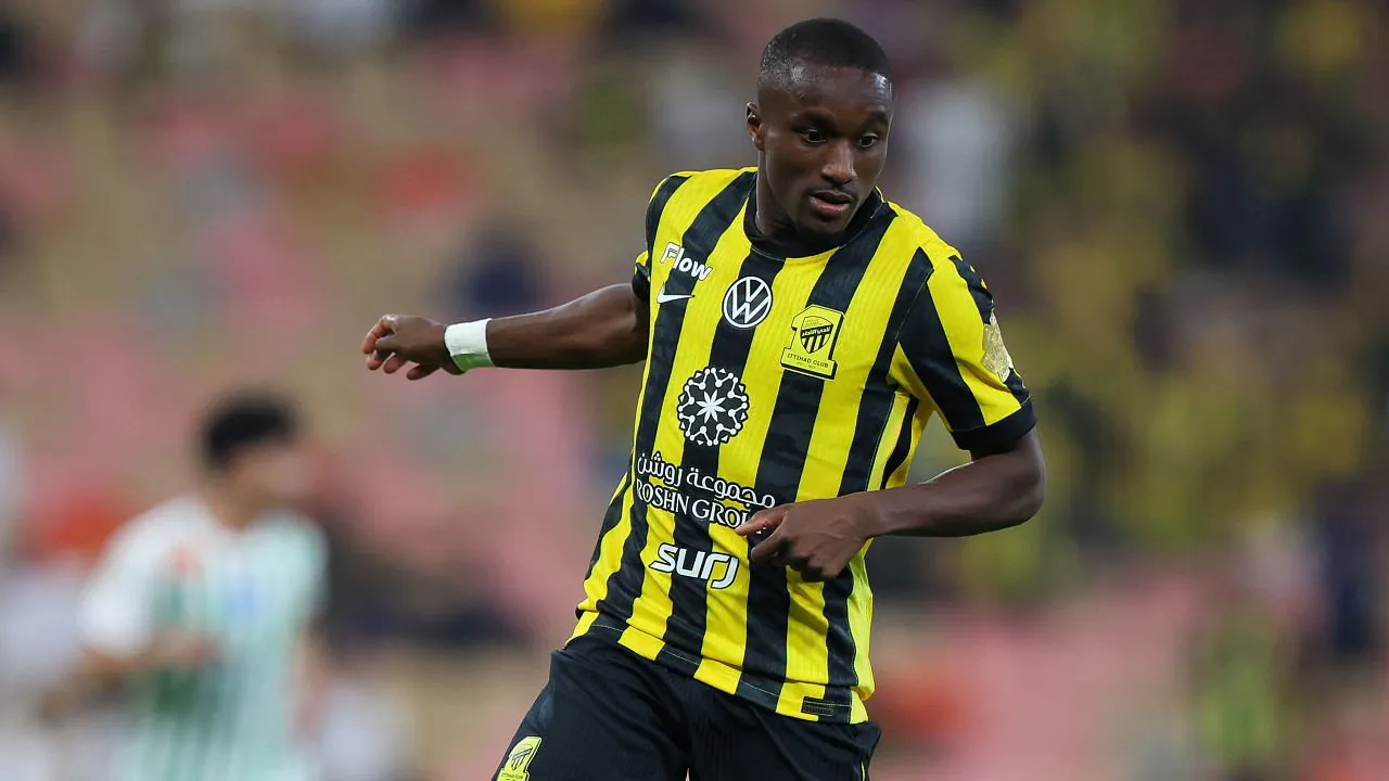 Moussa Diaby gagal ke Inter Milan.