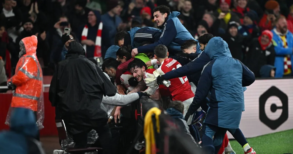 John Terry Kritik Selebrasi Berlebihan Arsenal di Carabao Cup - sumber: (footballlondon)