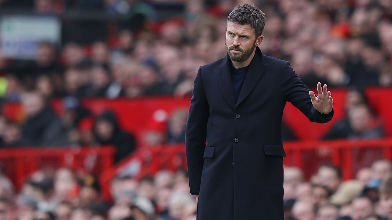 Shearer: MU Era Michael Carrick Jauh Lebih Baik dari Amorim