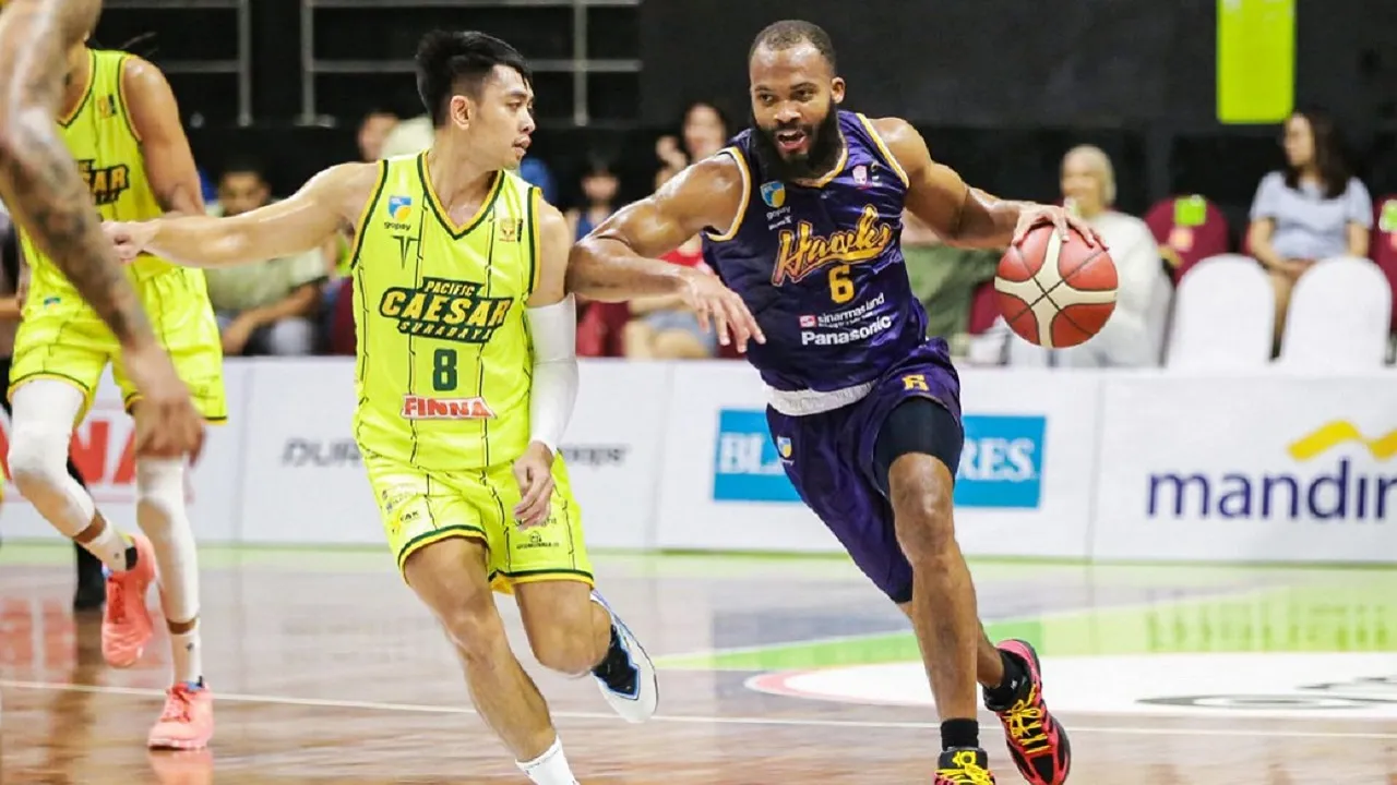 Pacific Caesar Surabaya gagal hentikan perlawanan Tangerang Hawks.