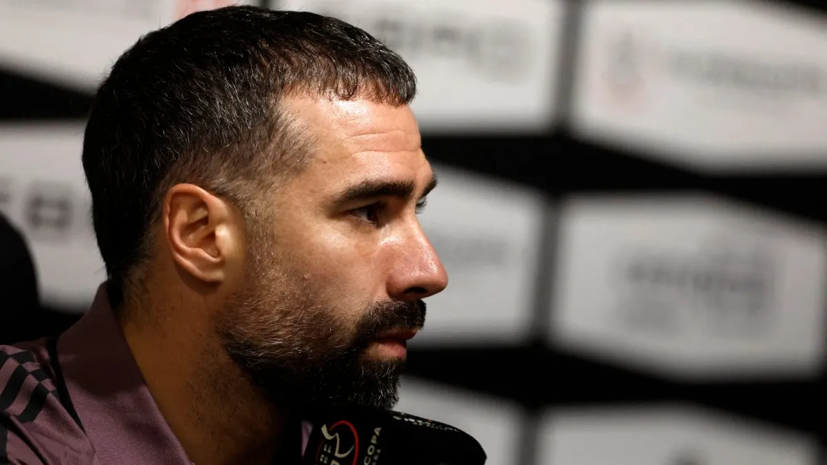 Carvajal Ingin Bertahan di Madrid, Masa Depan Masih Belum Pasti - sumber: (footballespana)