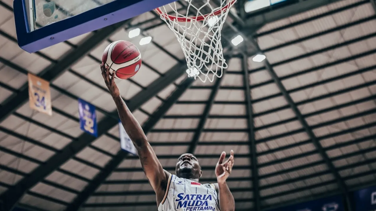 Jalen Jones Ungkap Pertahanan Jadi Kunci Kemenangan Satria Muda