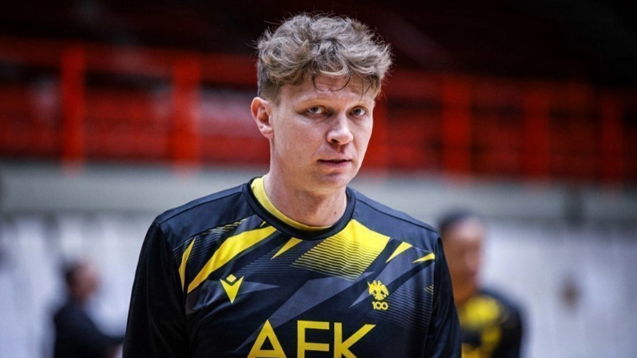 Mindaugas Kuzminskas Cari Cara Keluar Dari AEK Athens